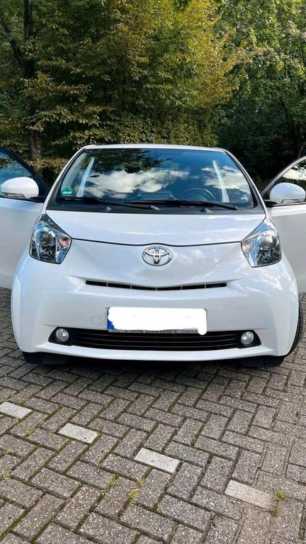 Toyota IQ