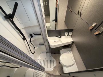 HYMER  ERIBA  HYMERCAR ML-T 580 FROZENLAMBOVERDEHANMACARBONALCANTARA