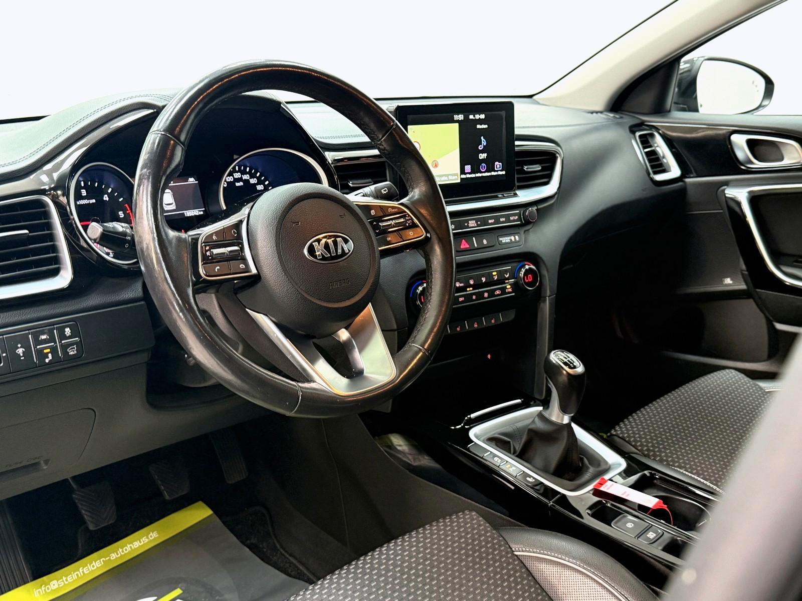 Kia Ceed Sportswagon 1.6 CRDi Spirit / RKAM / AHK