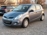 Hyundai i20 1.2 Klima+CD-Radio+2xel. Fenster - gebrauchte Hyundai i20 aus dem Jahr 2011