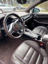 Porsche Macan GTS, Garantie, Volleder, Luftfed, Pano etc - Porsche Gebrauchtwagen in Köln