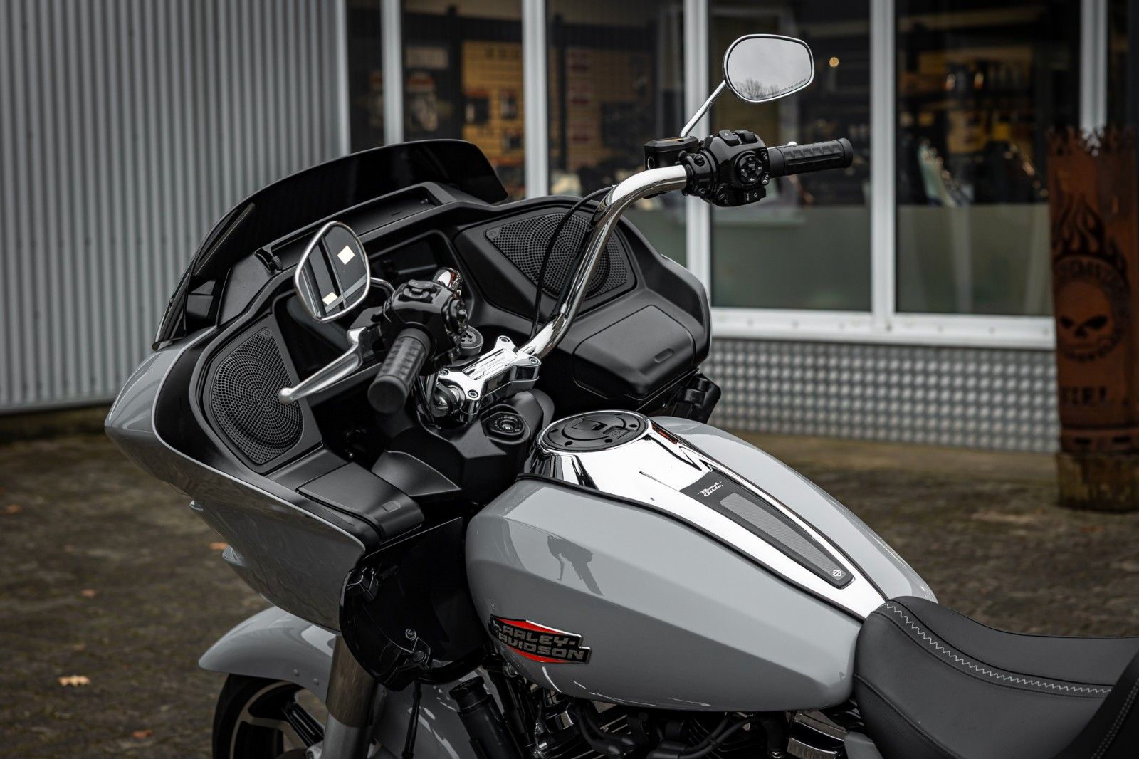 Fahrzeugabbildung Harley-Davidson ROAD GLIDE FLTRX 117cui - Screaming Eagle -