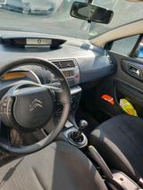 Citroën Citröen C4 1.6 16 ; Limousine Style ; 1408... - Citroën C4: Style