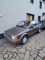 Ford Escort 1.3 CL Oldtimer - Ford Escort: Old