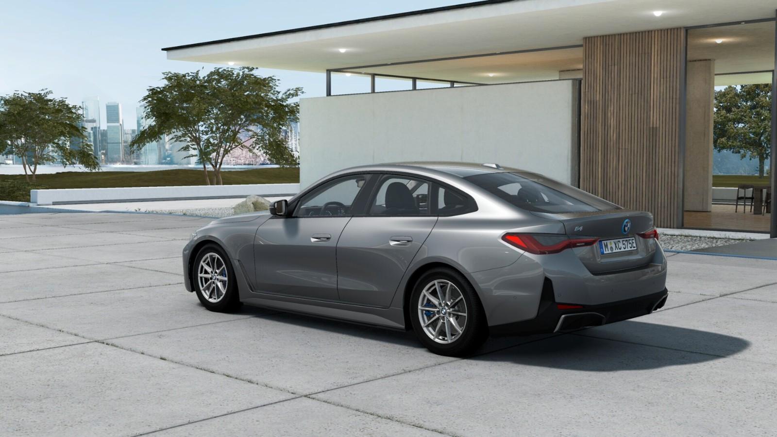 BMW i4 eDrive35 Gran Coupe/ Elektro / Curved Display