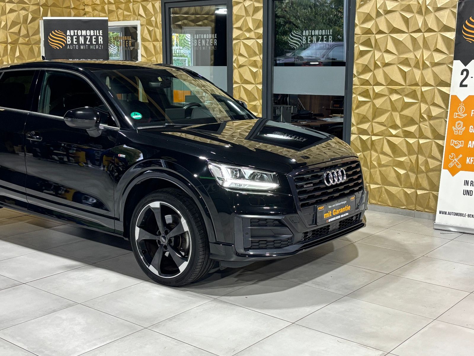 Fahrzeugabbildung Audi Q2 quattro sport/S-LINE/HEAD-UP/KAMERA/B&O