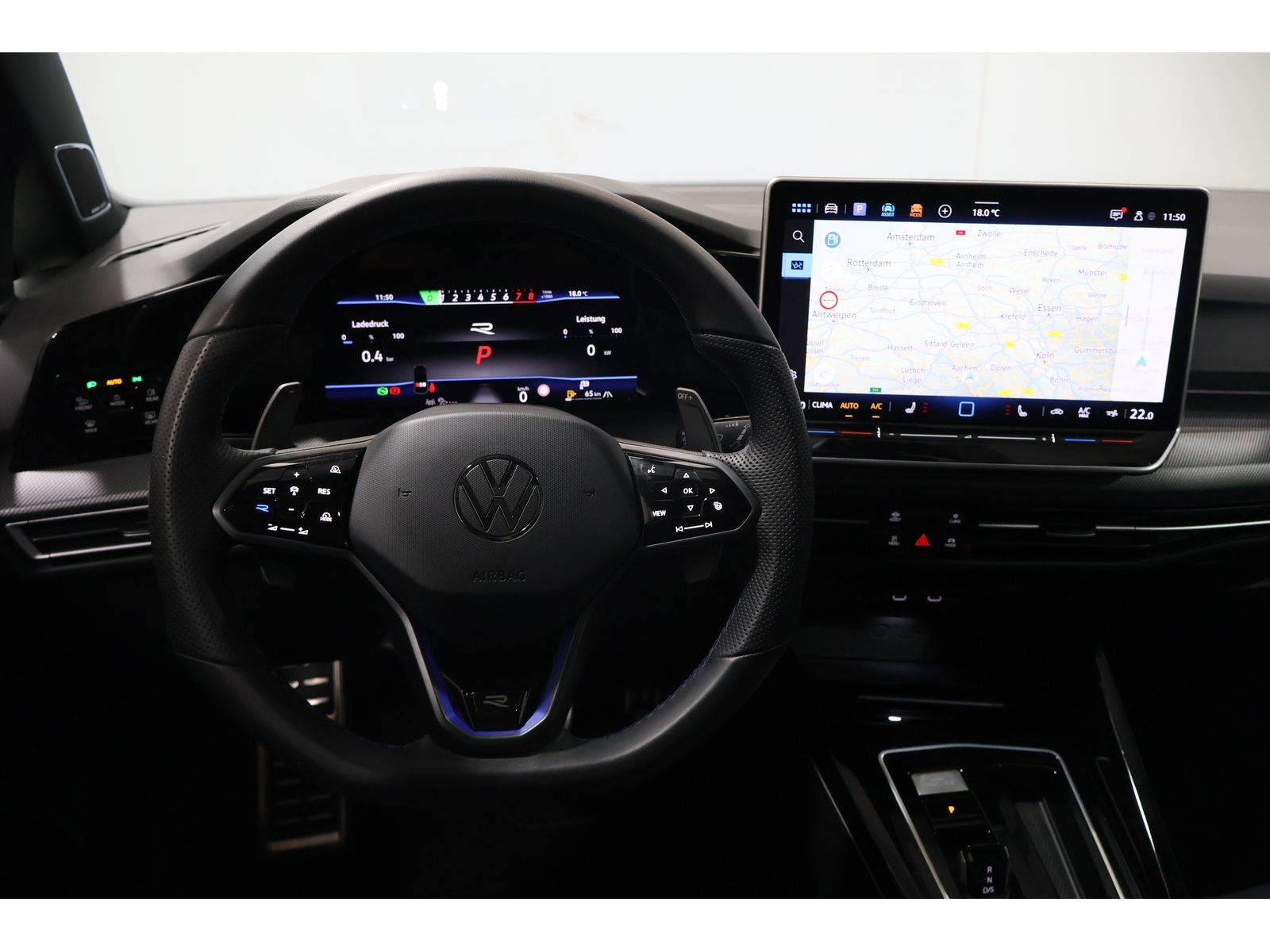 Volkswagen Golf VIII Lim 2.0 TSI 4Motion R-Kamera Pano SH foto 12