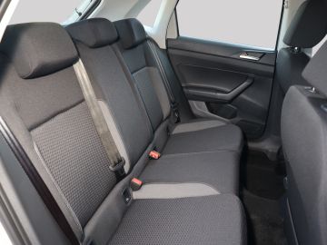 Volkswagen Polo VI ''Team Edition'' 1.0 TSI 5-Gang Anschlus