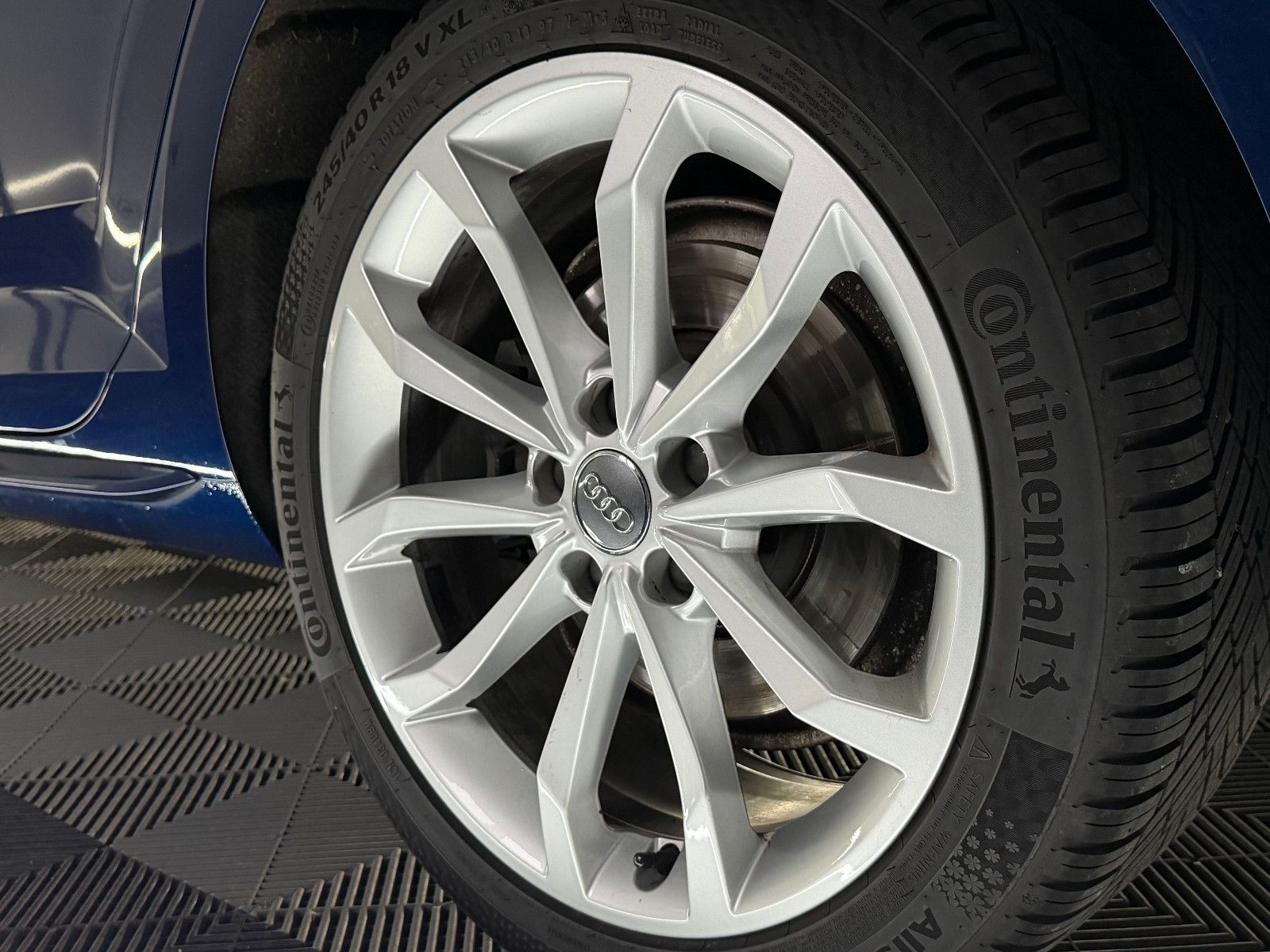 Fahrzeugabbildung Audi A4 Lim. S-LINE SPORT ultra/MATRIX/B&O/eGSD/VIRCO