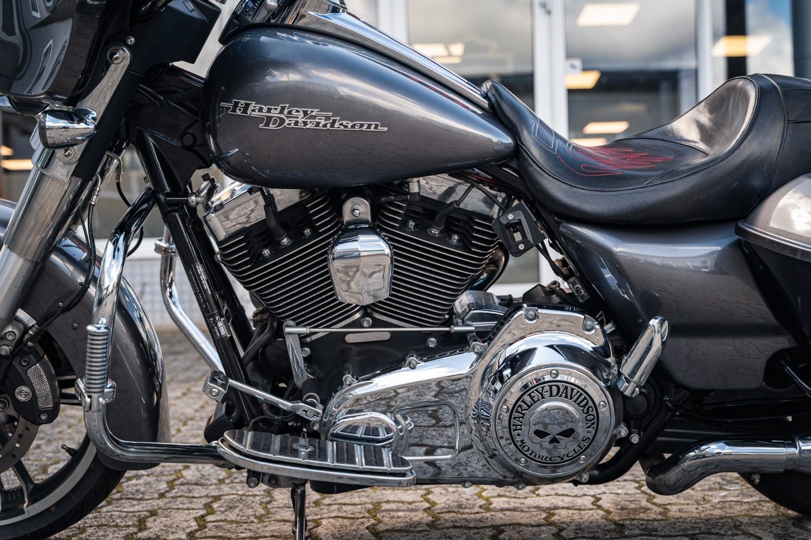 Fahrzeugabbildung Harley-Davidson FLHX Street Glide 103 cui - Kesstech -