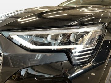 Audi Q8 e-tron - 12