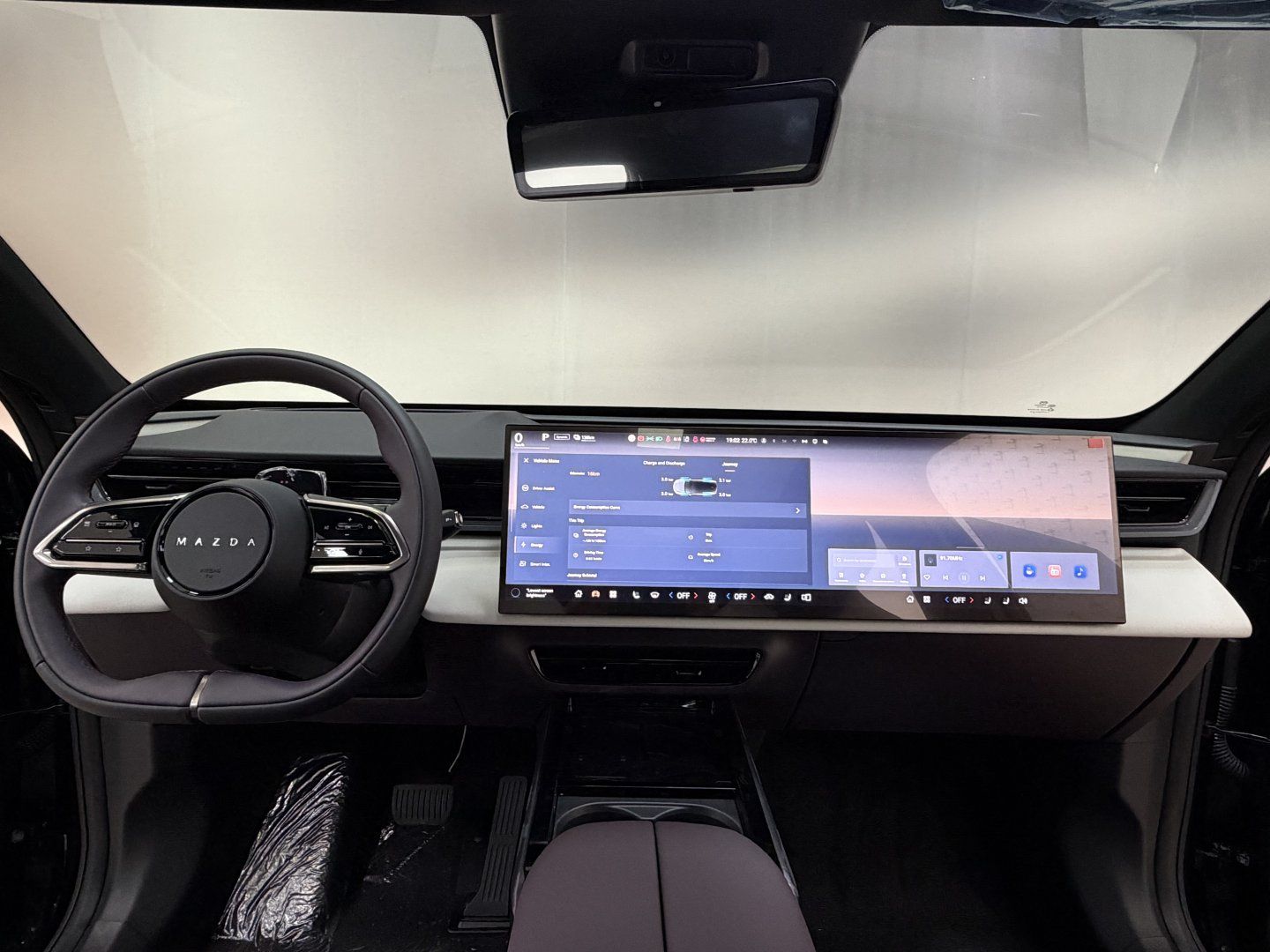 Mazda CX-6e - Bild 21