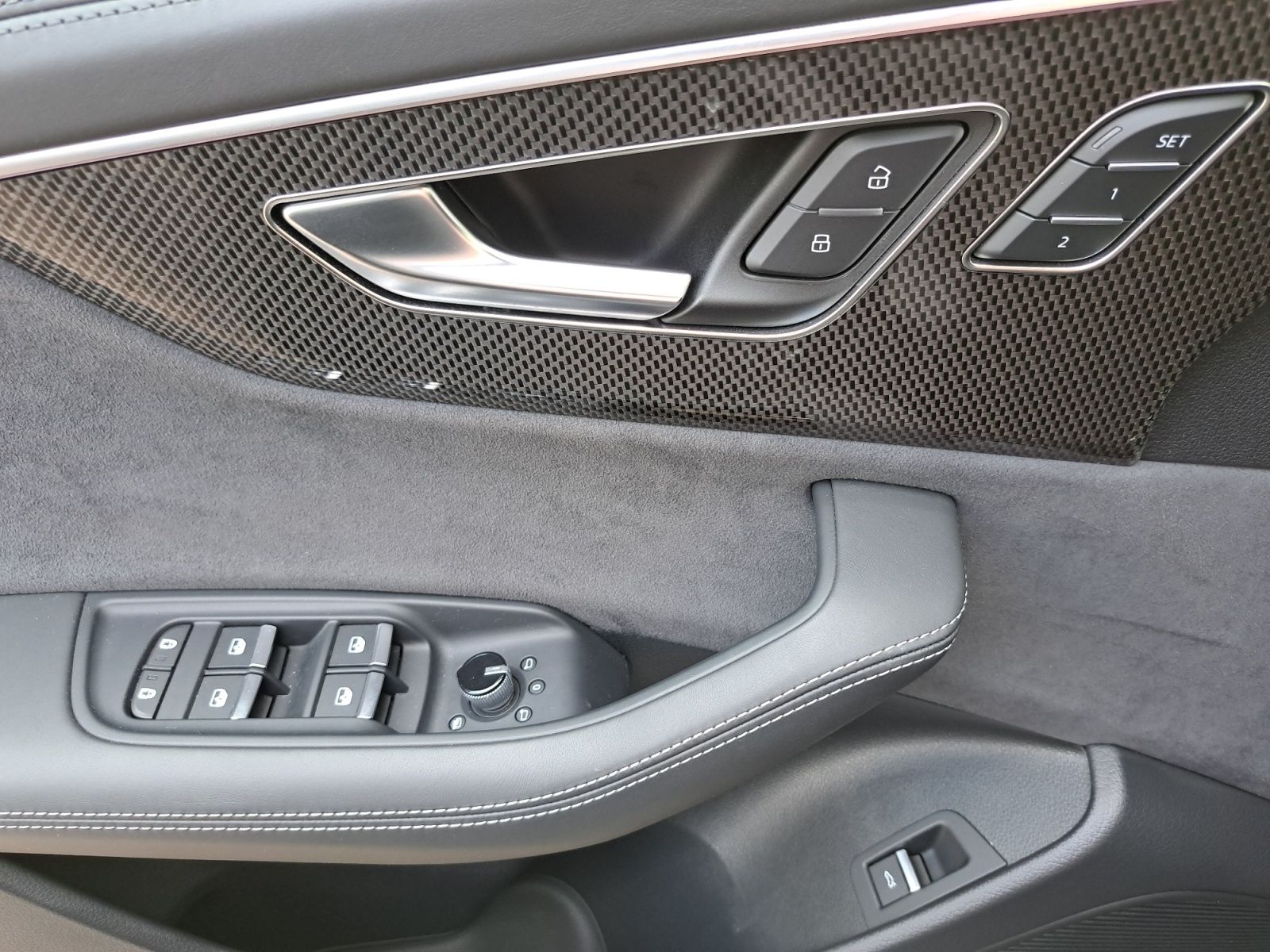 Audi SQ8 - Bild 16