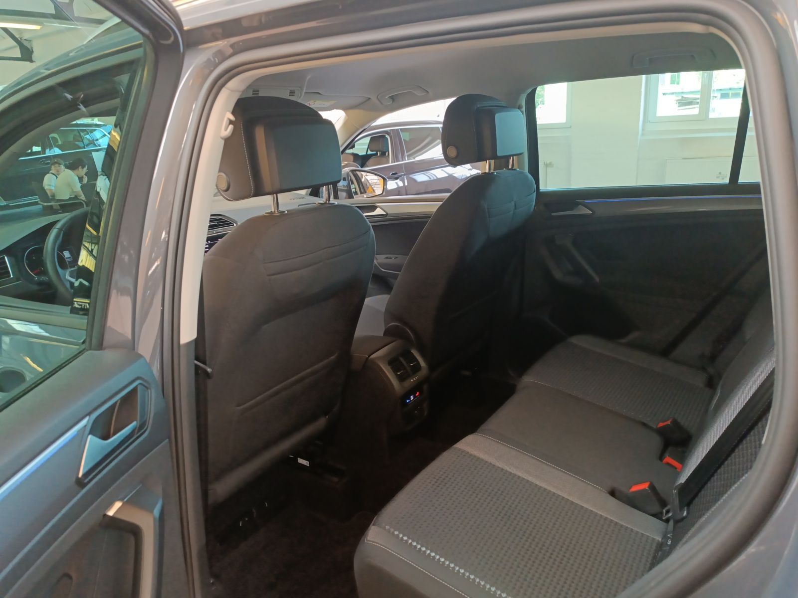 Volkswagen Tiguan - Bild 8
