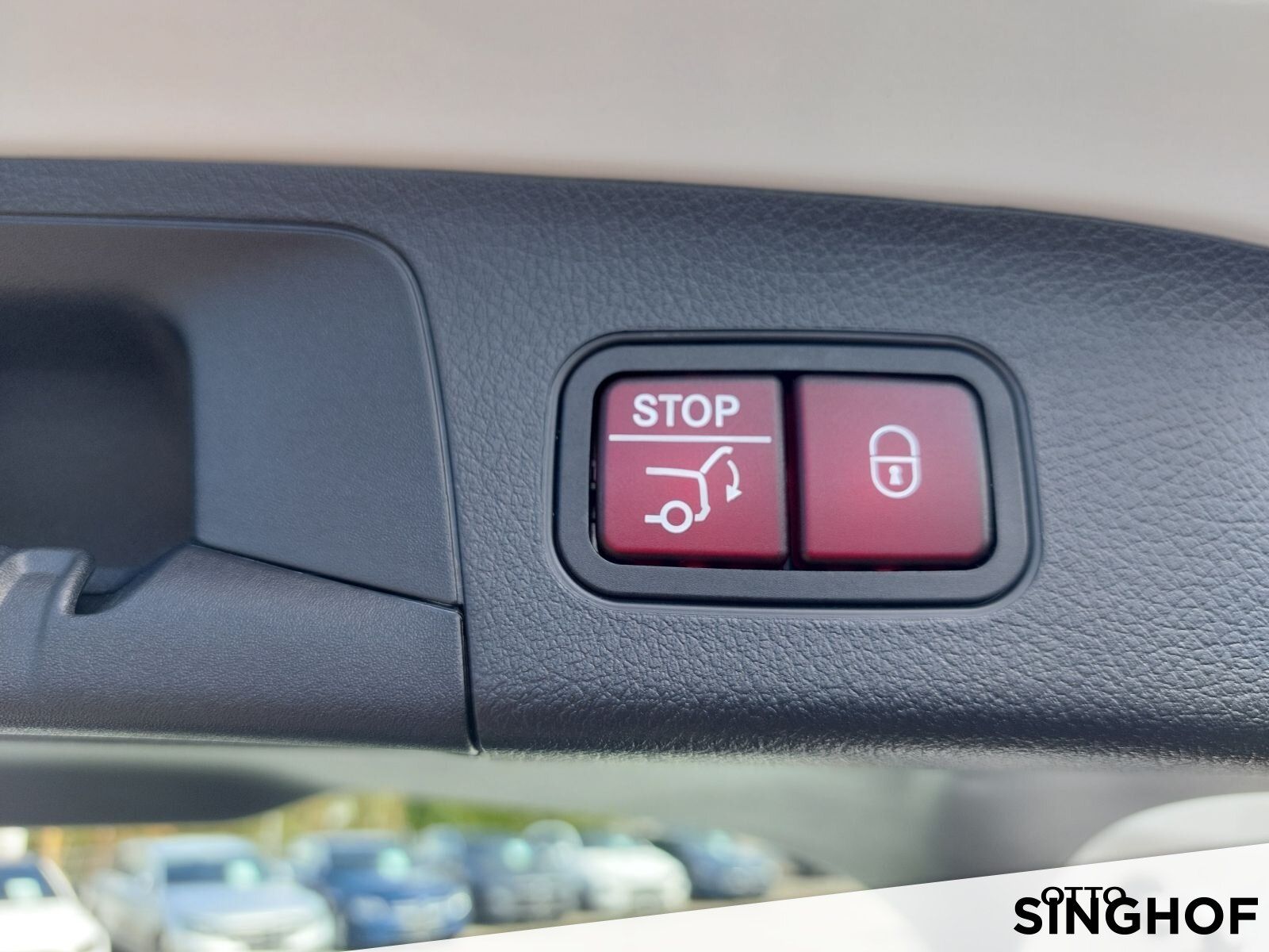 Fahrzeugabbildung Mercedes-Benz GLA 200 Progressive +AHK+360°+Distronic+TOTW+LED