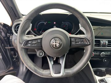 Alfa Romeo Giulia Veloce Q4 2.0 Turbo 16V Kam.+KeyLess+SHZ