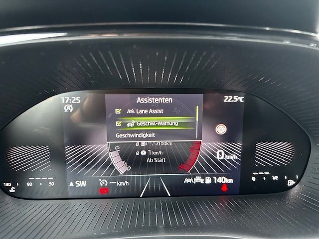 Fabia 80PS KAMERA;CARPLAY;SHZ;PDC;LED