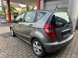 Mercedes-Benz A 180 Avantgarde Automatik 1.Hand Xenon Garantie - Mercedes-Benz A 180: Avantgarde