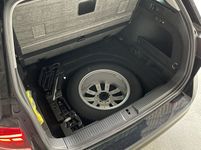 VW Passat Business2.0L/ACC/CarP./AHK/LANE bei Bilicar