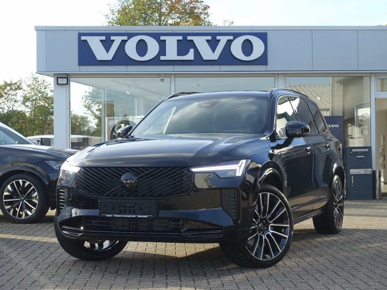 Volvo XC90 Black Edition T8 AWD Plug-in/B&W/Pano/FourC