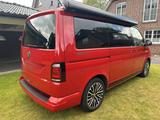 Volkswagen T6 California Beach Edition - rote Volkswagen T6 California
