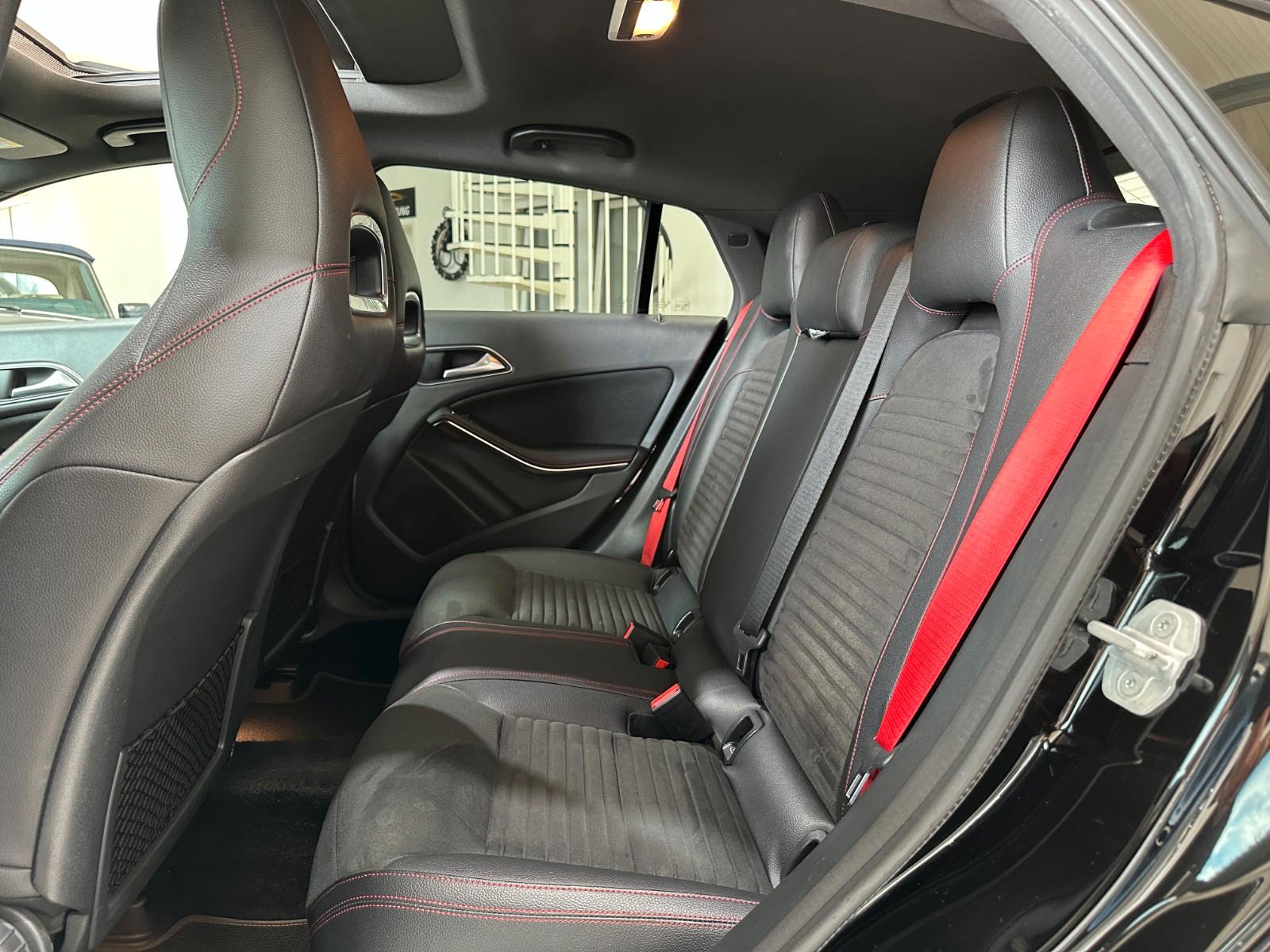 MERCEDES-BENZ CLA 250 SHOOTING BRAKE SPORT 4MATIC AMG LINE Toit Ouvrant Panoramique Sièges Sport Cuir Chauffants - 2EME MAIN