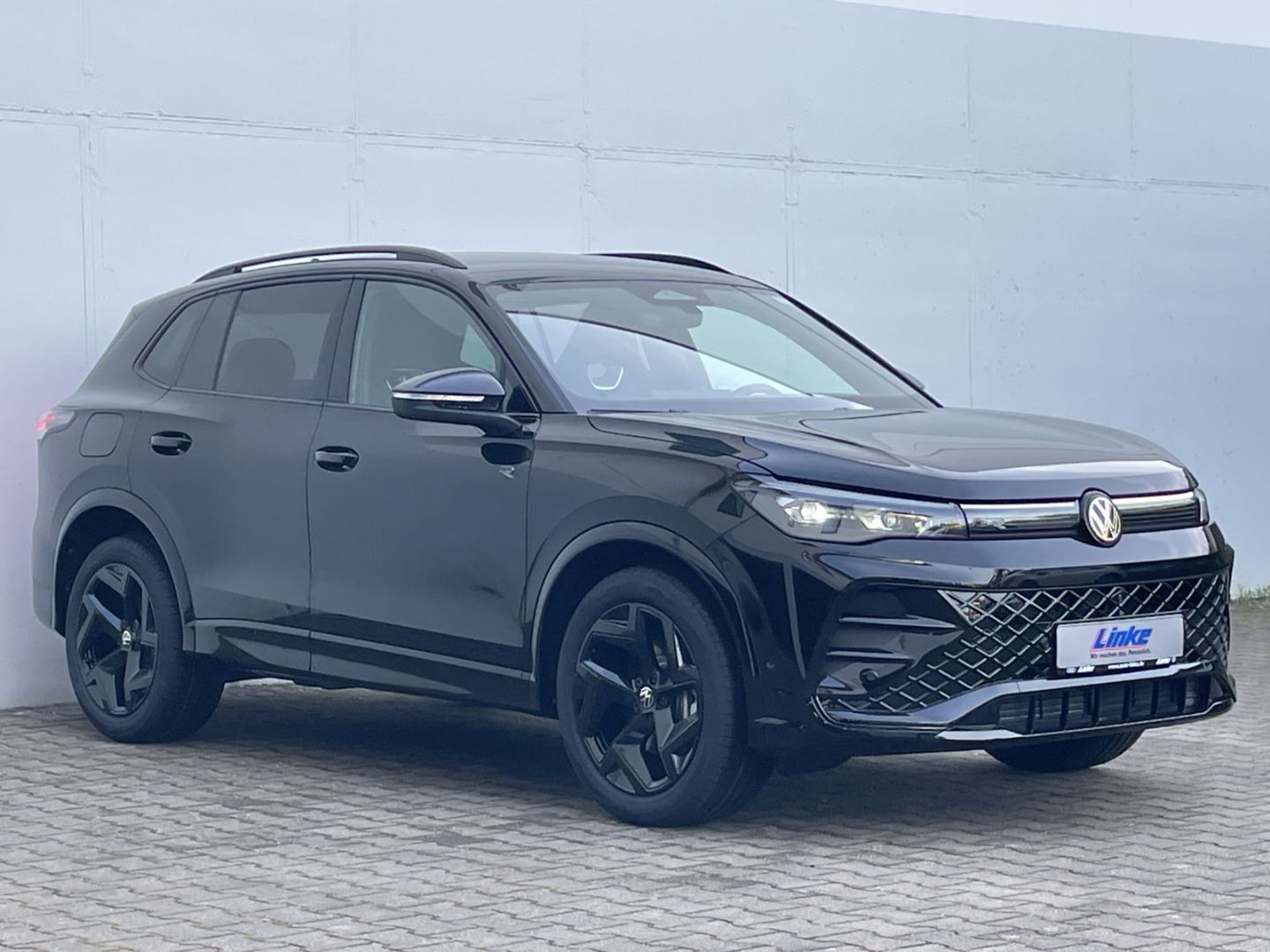Volkswagen Tiguan 2.0 TDI R-Line Black Style AHK 360°Kamera foto 2