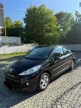 Peugeot 207 1.4 Benzin 95ps - Peugeot 207 in München