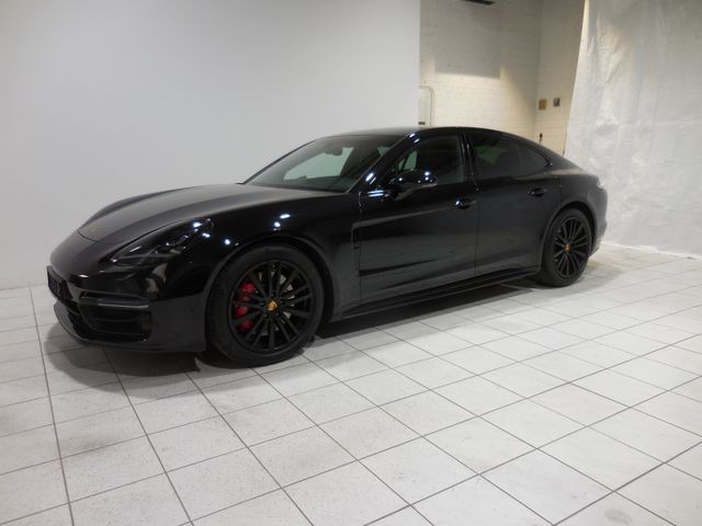 Porsche Panamera GTS Carbon Alcantara Red