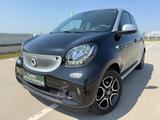 Smart SMART FORFOUR  66 kW TURBO*PANOR*AUTO*JPG*SHZ - gebrauchte Smart ForFour aus dem Jahr 2019