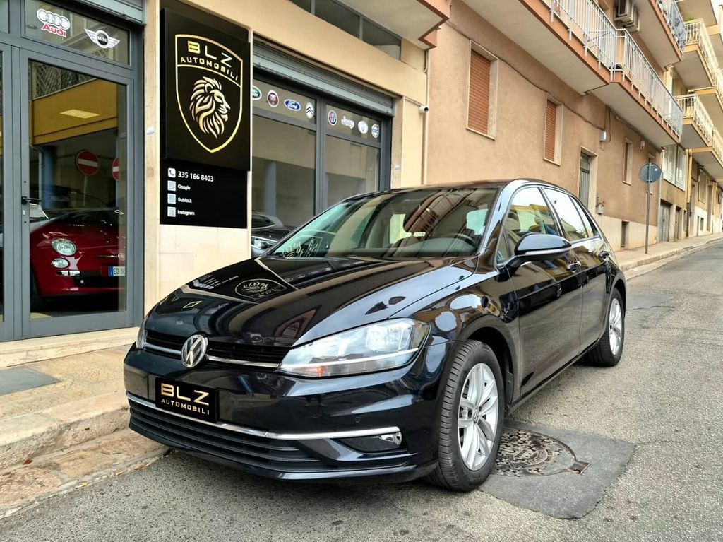 Image of Volkswagen Golf