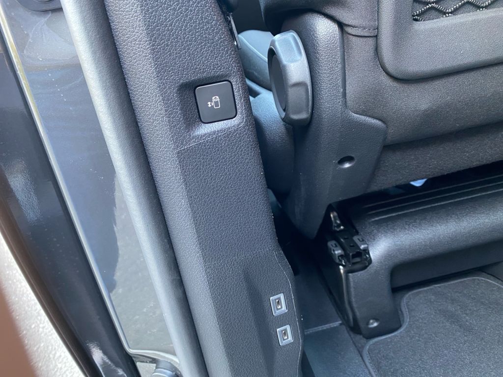 Fahrzeugabbildung Citroën Spacetourer M 2.0 BlueHDi 180 EAT8 Plus
