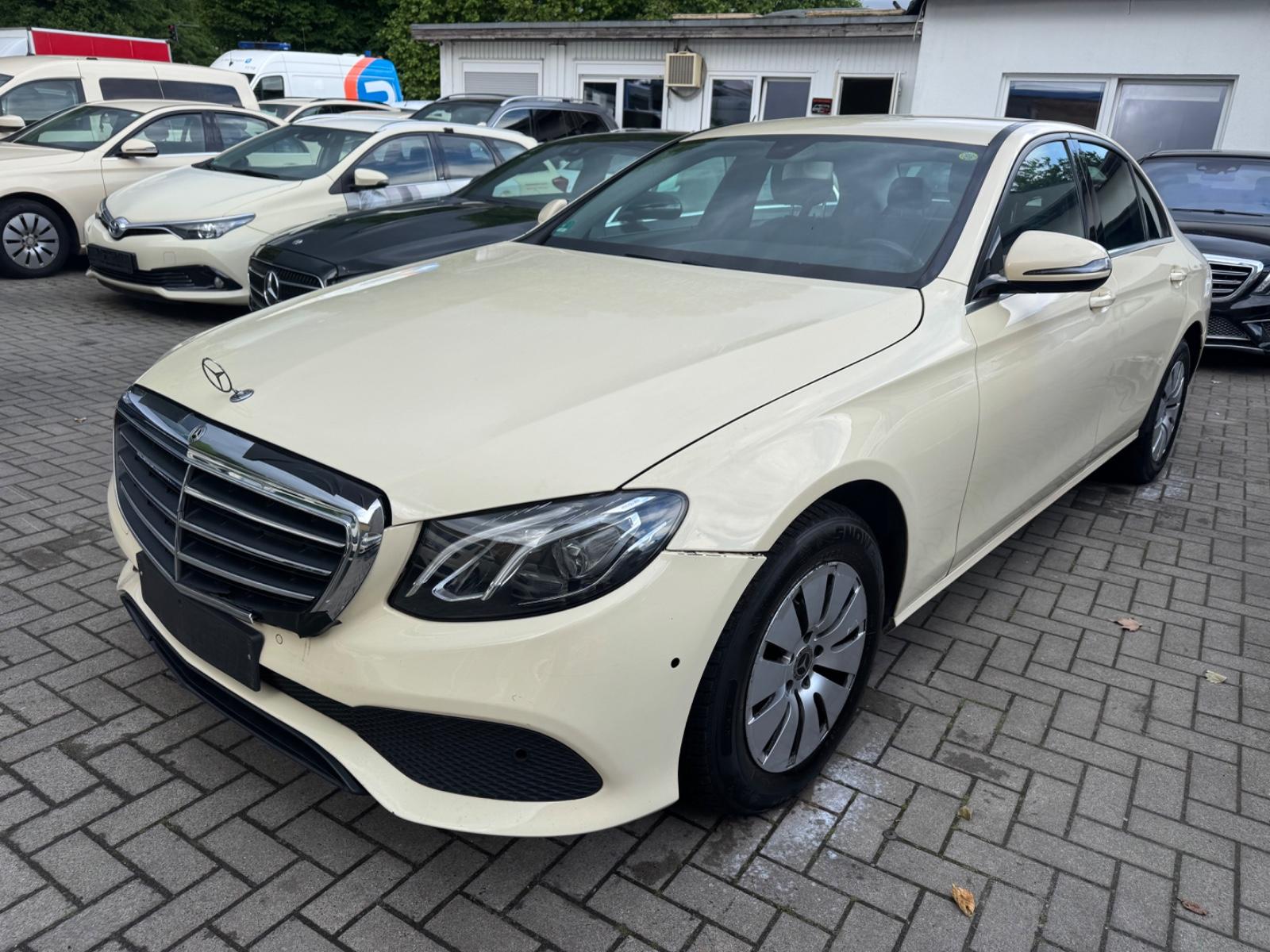 Mercedes-Benz E 200 E Limousine E 200 d,