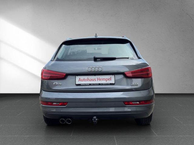Audi Q3 2.0 TDI quattro s tronic design *LED*NAVI*SHZ