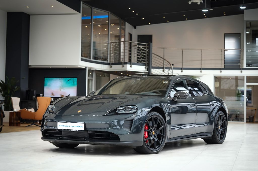 Image of Porsche Taycan