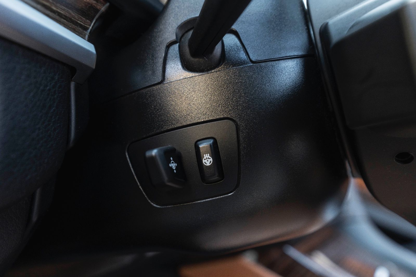 Fahrzeugabbildung BMW 650i xDrive Cabrio H&K LED CARPLAY NAV KAM ACC