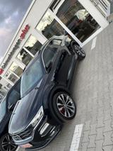Volkswagen T-Roc 1.5 TSI R-Line - Volkswagen T-Roc: R Line