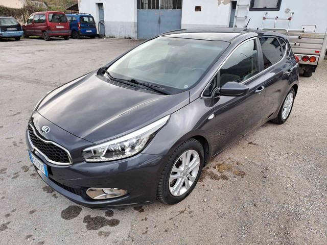 Kia KIA cee'd 1.6 CRDi 110 CV 5 porte Cool