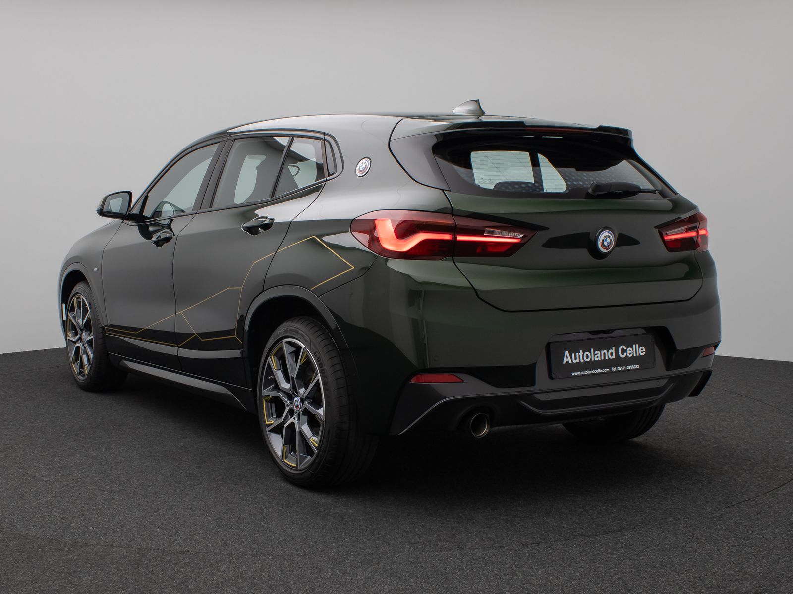 Fahrzeugabbildung BMW X2 sD18i M Sport Edition Panorama Kamera 19Zoll