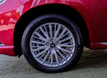 Fahrzeugabbildung Mitsubishi Outlander PHEV Top 4WD|