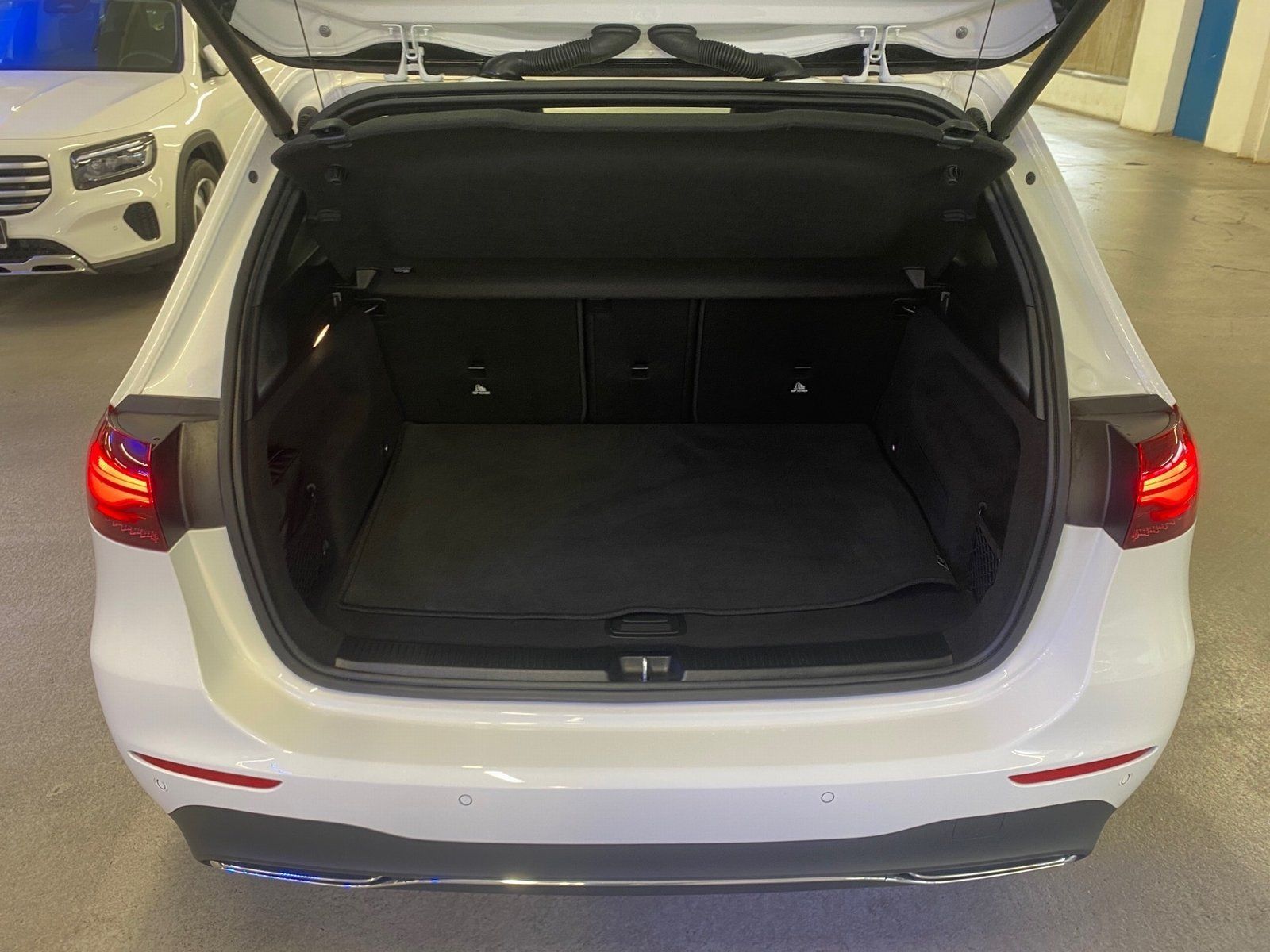 Fahrzeugabbildung Mercedes-Benz B 200 Progressive*AHK*LED*Kamera*Easy-Pack*SHZ*