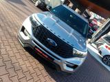 Ford Explorer ST-Line Plug-in-Hybrid 4x4 - graue Ford Explorer