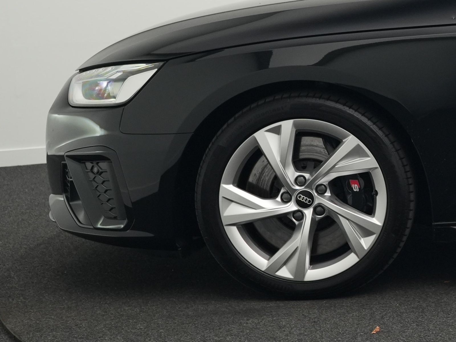 Audi S4 - Bild 12