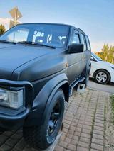 Nissan verkaufe meinen Nissan terrano 1   KEIN NO... - Nissan Terrano mit Benzin-Antrieb