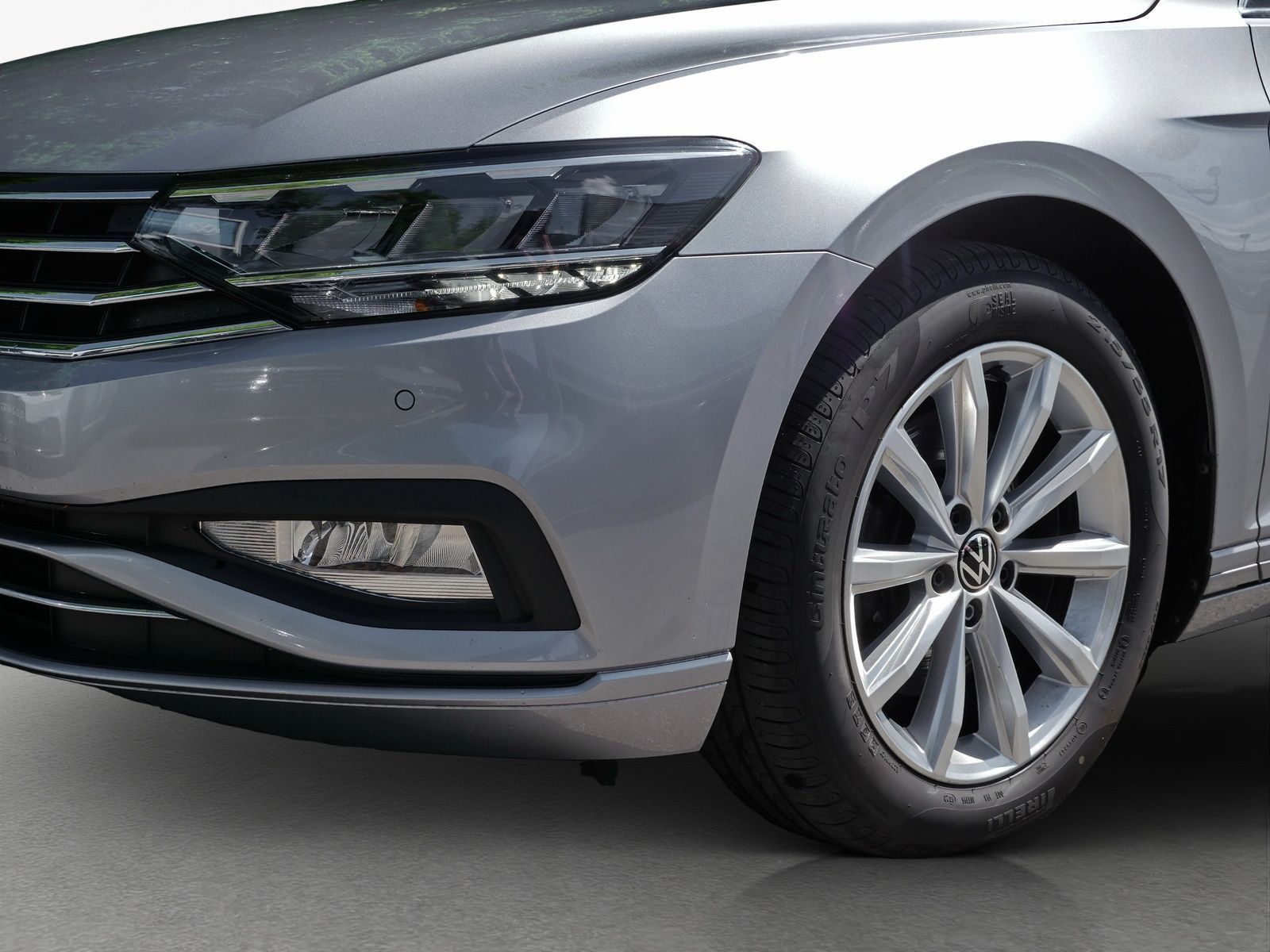 Volkswagen Passat Variant - Bild 13