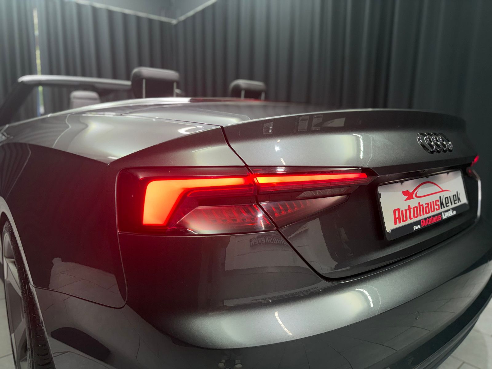 Fahrzeugabbildung Audi A5 Cabriolet S-LineB&O|MASSAGE|RS-SITZE|360°