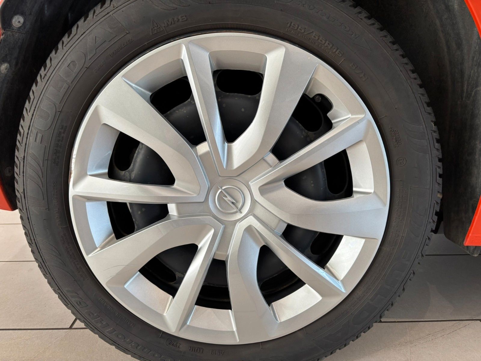 Fahrzeugabbildung Opel Corsa-e F EDITION 7KW NAVI/VIRT/SHZ/DAB/WÄRMEP.