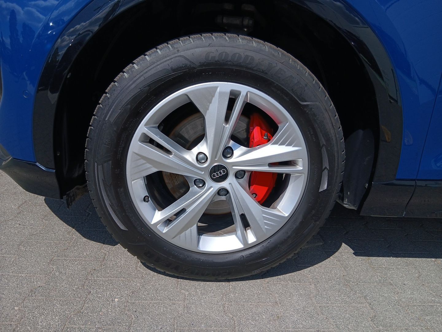 Audi Q6 e-tron - Bild 8