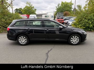 Volkswagen Passat Variant - 4