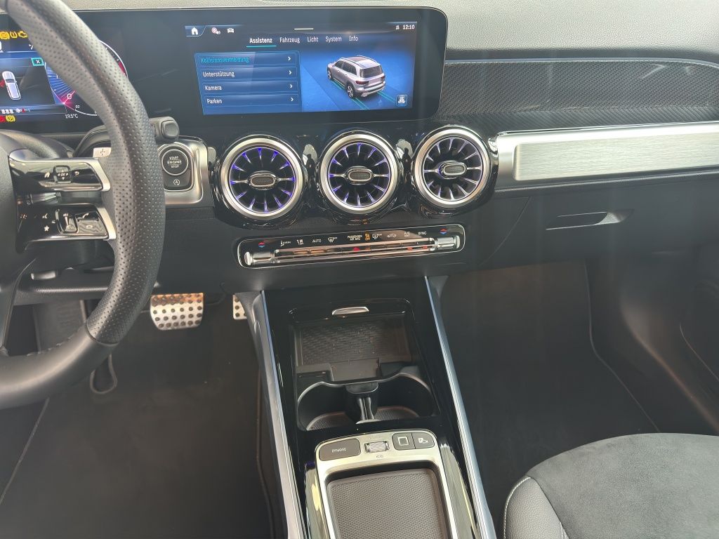 Fahrzeugabbildung Mercedes-Benz GLB 200 d AHK*Fernlichtass.*KeyLess*LED*PDC*ACC